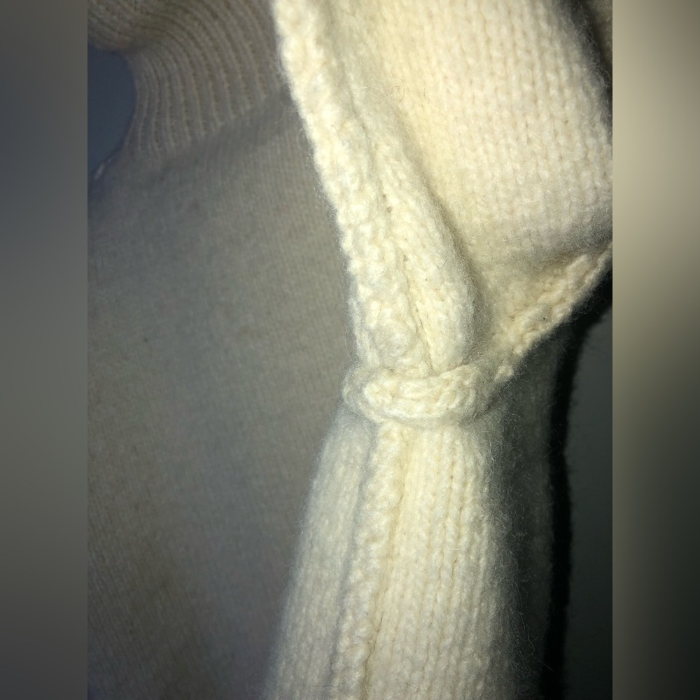 Vintage Hand-knit Cable Knit Floral Embroidery Wool Sweater womens M/L - Picture 13 of 16